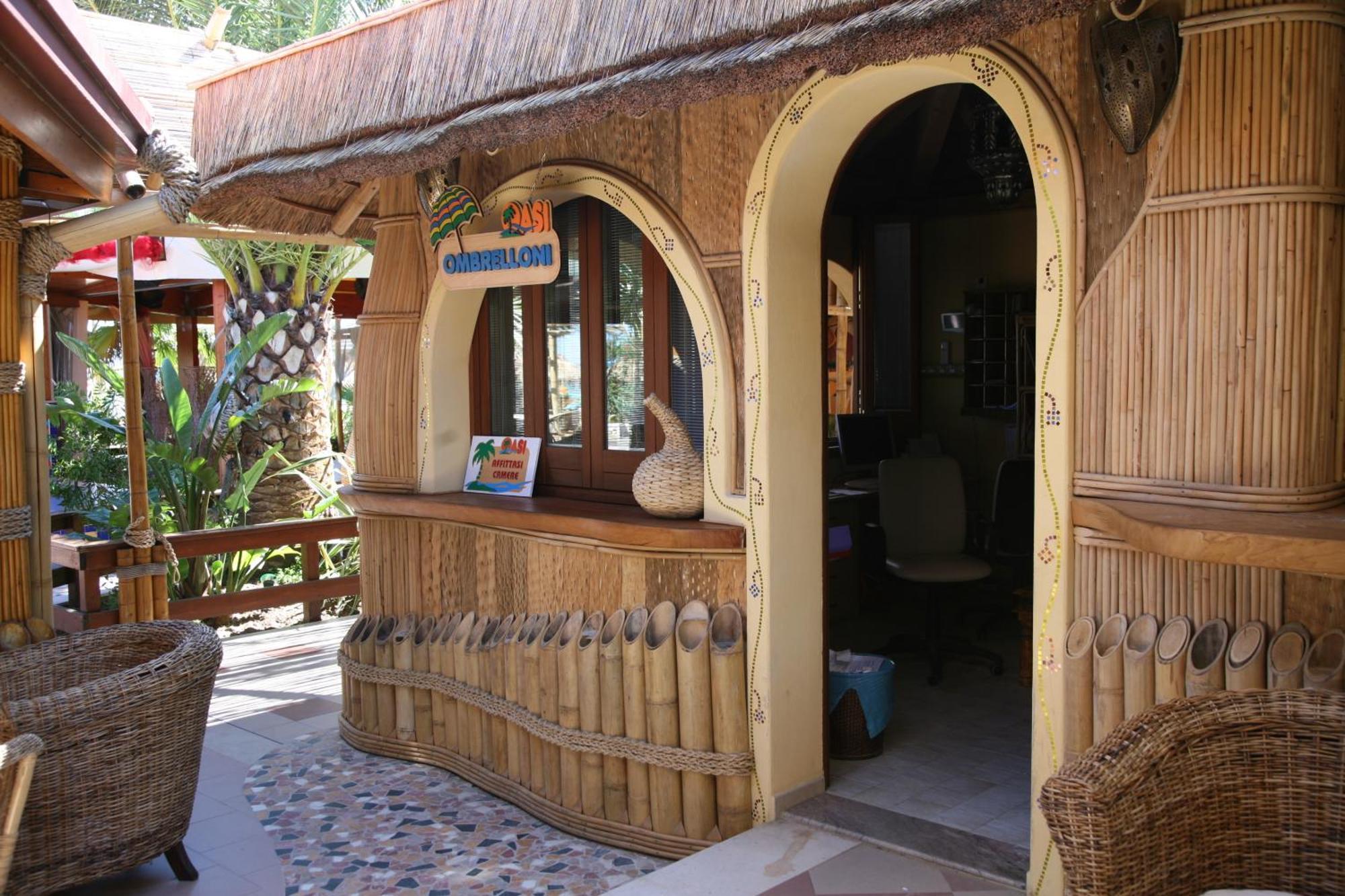 Oasi Beach Hotel Vieste Bagian luar foto